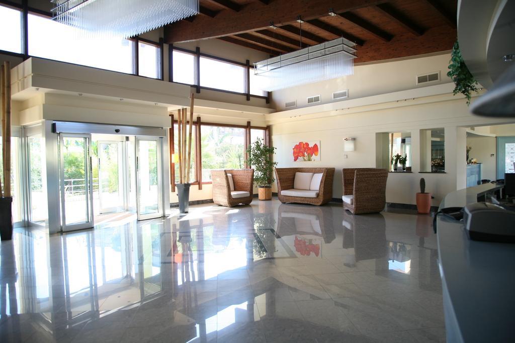 Hotel Resort Lido Degli Aranci Вибо Валентия Екстериор снимка