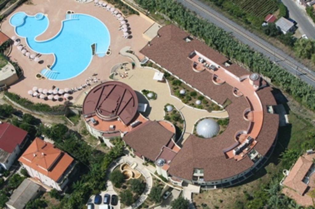 Hotel Resort Lido Degli Aranci Вибо Валентия Екстериор снимка